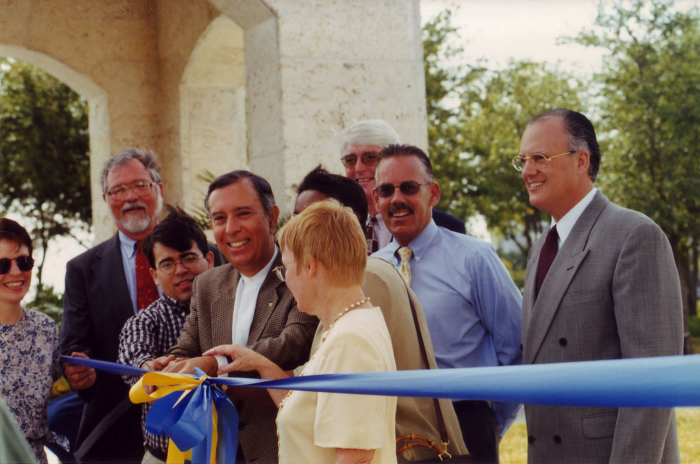 8th Street entrance groundbreaking, Special Collections & University Archives, Green Library, Florida International University